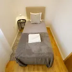 Cozy Brudet Old Town 1st Floor Ac شقة