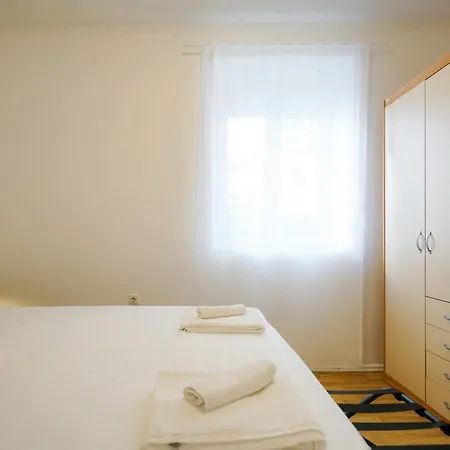 Appartement Cozy Brudet Old Town 1st Floor Ac