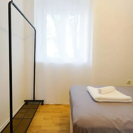 Appartamento Cozy Brudet Old Town 1st Floor Ac