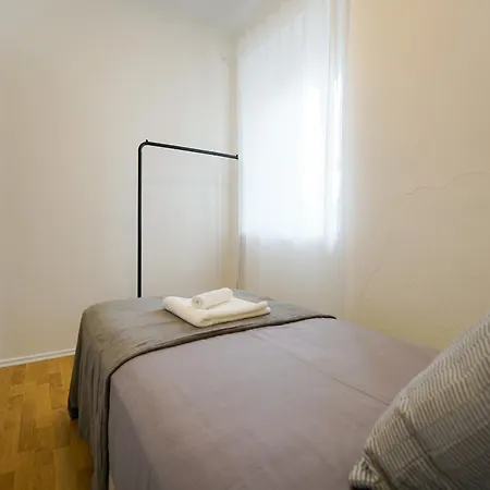 Cozy Brudet Old Town 1st Floor Ac * Zara