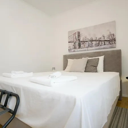 Cozy Brudet Old Town 1st Floor Ac * Zara