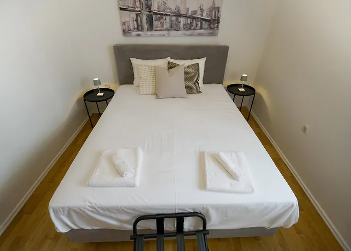 Διαμέρισμα Cozy Brudet Old Town 1st Floor Ac Ζαντάρ