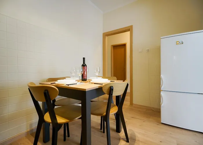 Cozy Brudet Old Town 1st Floor Ac