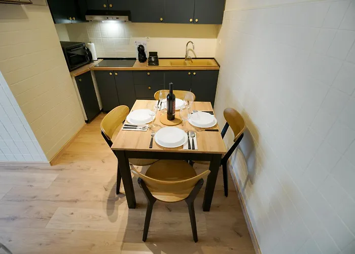 Cozy Brudet Old Town 1st Floor Ac Apartman *